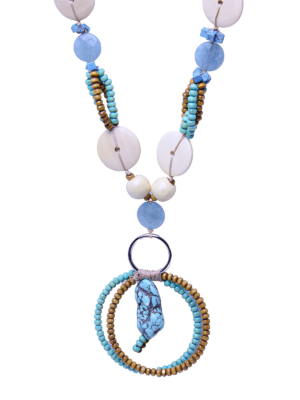 Ethnic necklace with natural elements