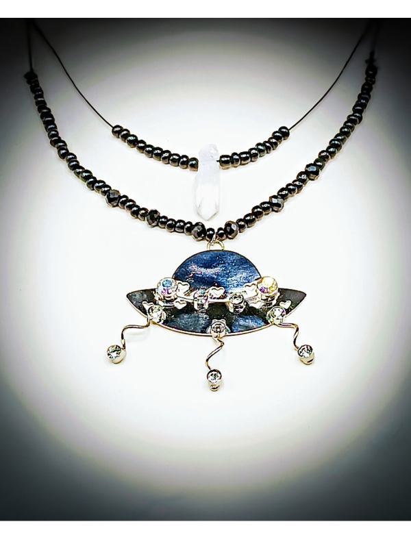 Pack Necklaces with Flying Saucer Element and Quartz Stone - Image 2